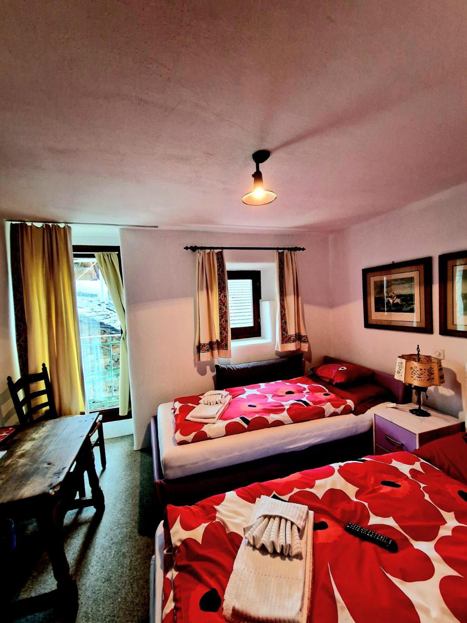 Hotel Soazza Ngoại thất bức ảnh
