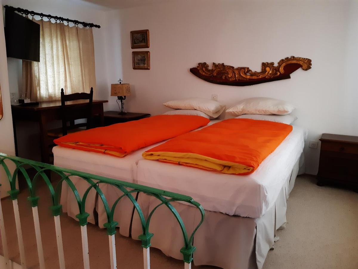 Hotel Soazza Ngoại thất bức ảnh